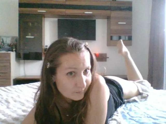 Yulia777 on BongaCams
