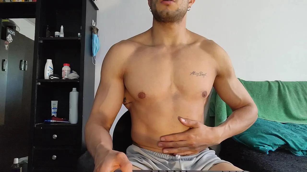 gianluca_33 on Cam4
