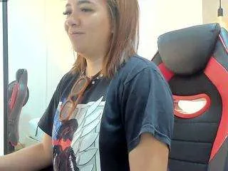 alma-fenix on CamSoda 