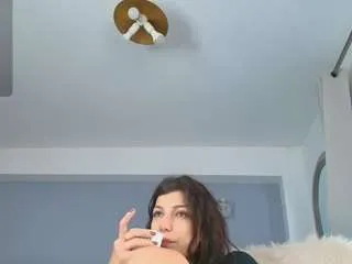 anna-lewis on CamSoda 