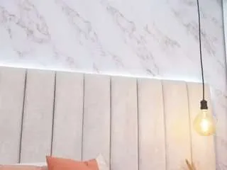 annyy-rosse on CamSoda 