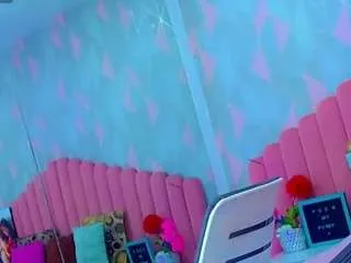 ariadnna-princess on CamSoda 