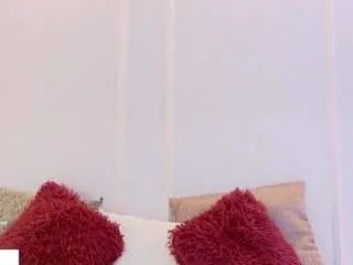 ariana-sweet on CamSoda 