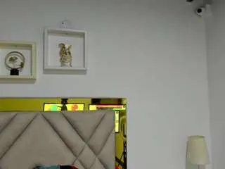 arianaspate on CamSoda 