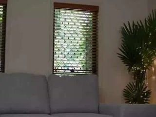 asianpina on CamSoda 