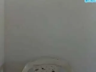 babsy-squirt on CamSoda 