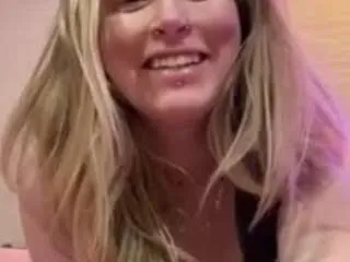 bambiiblue333 — BambiiBlue333 Public Chat Channel