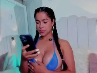 danna01ross on CamSoda 