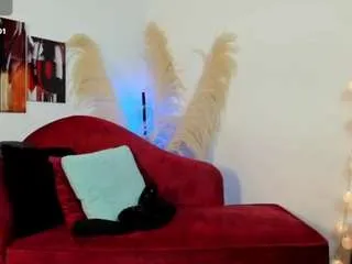 emmasexxy on CamSoda 