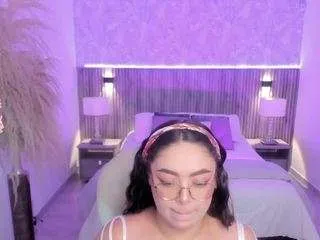emmy-walker on CamSoda 