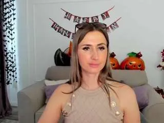 happysmileee on CamSoda 