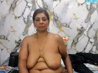 indianerotica69 on CamSoda 