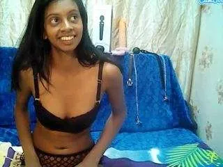 indiansexybtx on CamSoda 