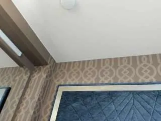 janna-rousse3 on CamSoda 