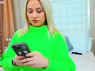 kinkyofficee — i want to pleasure your penis, and help you release sperm [500 tokens remaining]