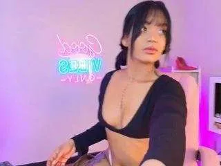 koko-gomez on CamSoda 