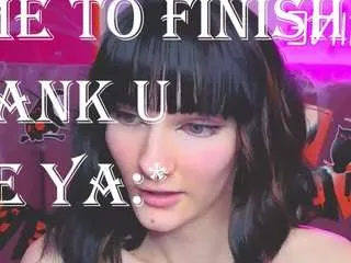 liliflowerr on CamSoda 