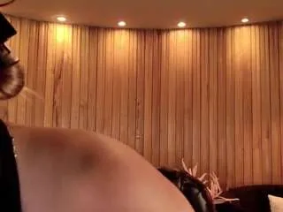 lisamonroe1 on CamSoda