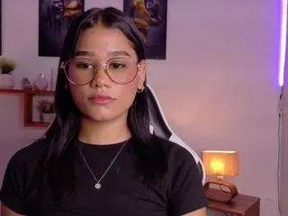 luna-soft23 on CamSoda