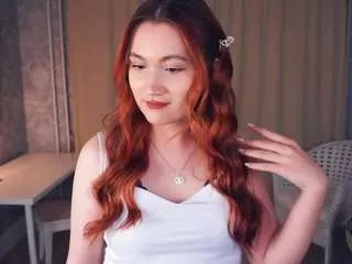 lupitafraker — Bite my lips [10 tokens remaining]