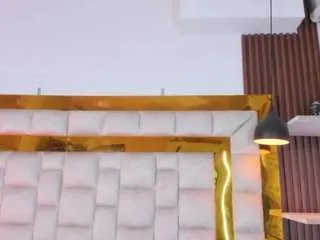 miss-horney on CamSoda 