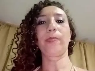 miss-leyla on CamSoda 