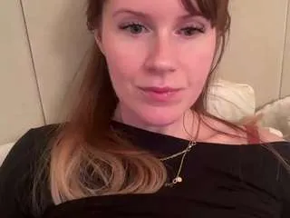 naughty-rosie on CamSoda