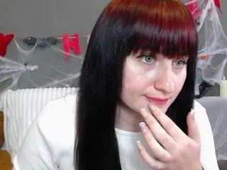 ninaflawlees on CamSoda 