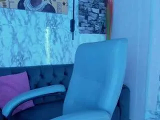 queen-cuarxxo on CamSoda 