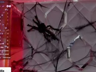 saraa-fox on CamSoda 