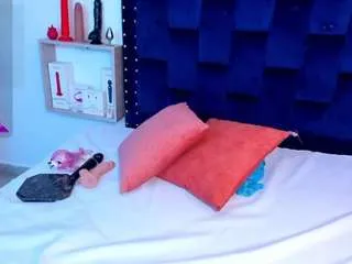 saraapril-1 on CamSoda 