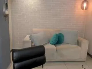 scarlettblaze1 — Will you  rub your cock on my Clit, come make me wet  Newbie  At Goal: Sexy Dance + Play Boobs + Spank ass [134 tokens remaining]