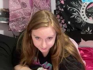 thickgingergoddess on CamSoda