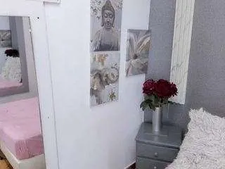 tiffany-jhas on CamSoda 