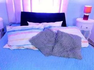 viiooleet on CamSoda 