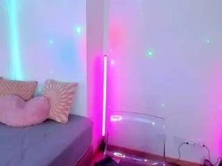 yulli-1 on CamSoda 