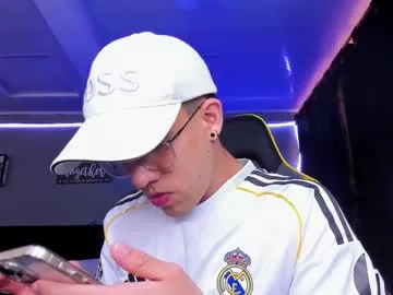 alexgiraldo__ — GOAL: quick flexion (abs - biceps) [50 tokens remaining] Welcome to my room! #young #muscle  #bigcock #lovense #new