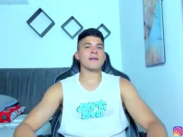 andy_walker_ — Remove shirt and biceps lick [200 tokens left] Enjoy my show, let's all warm up together! #cum #private #young #muscle #bigcock