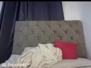 bella_benedetti on Chaturbate 