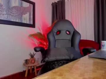 belladiamond18 on Chaturbate 