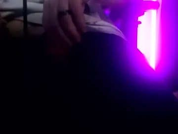 blowmedeepplz23 — Freechat on Chaturbate