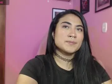 bunnyemilyr0s33 on Chaturbate 
