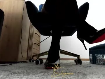 eleganzavogue on Chaturbate 