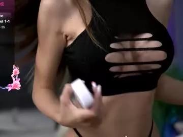 esmeainsley on Chaturbate 