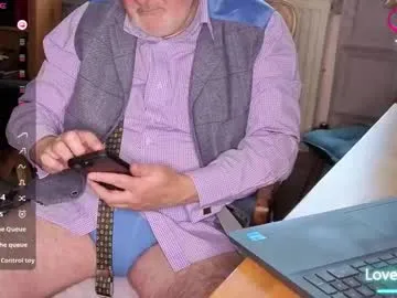 fellainsp8 on Chaturbate 