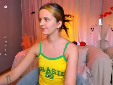 fluffy_waffles on Chaturbate 