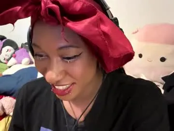 ghastgirlt_t on Chaturbate