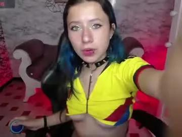 green_eyesfox_v on Chaturbate 