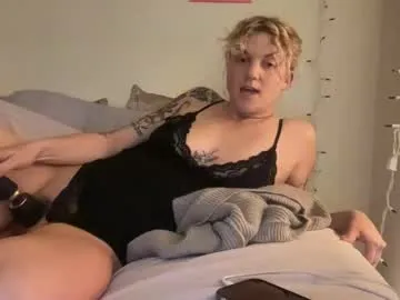 greengoddess69420 — Haven't been on in months and now I'm shy...help me warm up hehe #newgirl #shygirl #daddysgirl #tattoos #natural