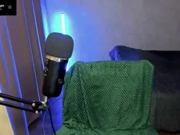 hell_hotline on Chaturbate 